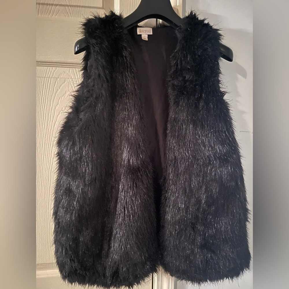 Fur vest